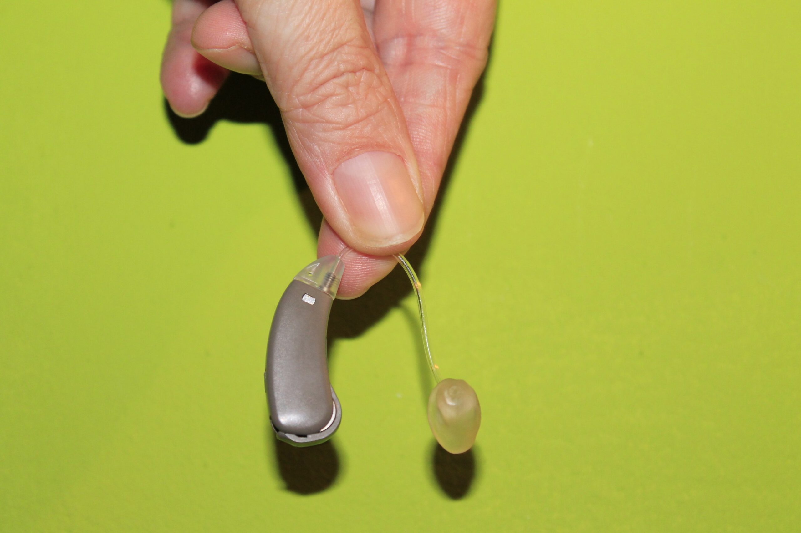 Modern digital hearing aid device